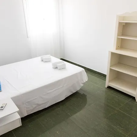 Casa El Abuelo Tomas بيت للعطل