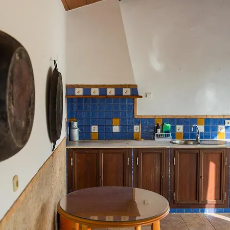 Casa El Abuelo Tomas بيت للعطل *